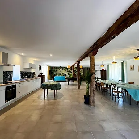 Domaine De Bach
