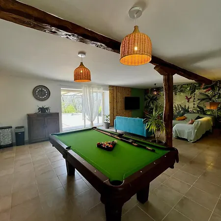 Domaine De Bach Semesterbostad *