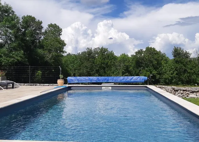 Domaine De Bach Сasa de vacaciones *