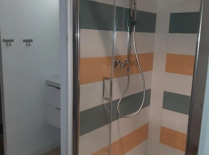 Domaine De Bach Сasa de vacaciones Crégols